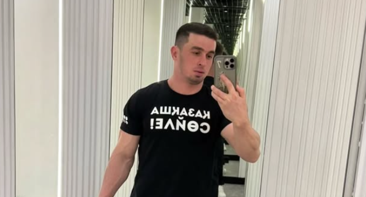 Mansur Movlaev. Screenshot of photo https://www.instagram.com/p/DQod_BoDJX-/.