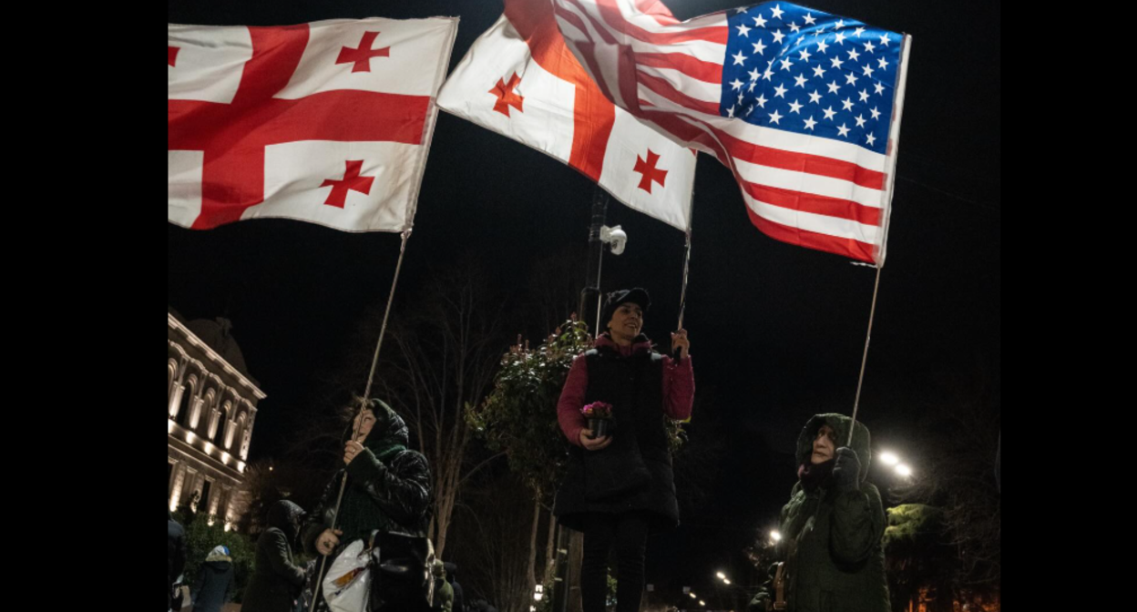 Protesters outside the Georgian parliament. Screenshot from Publika photo from March 8, 2026, https://www.facebook.com/photo?fbid=1700617584671118&set=pb.100041686795244.-2207520000 (Meta, the company that owns the social network, is banned in Russia).
