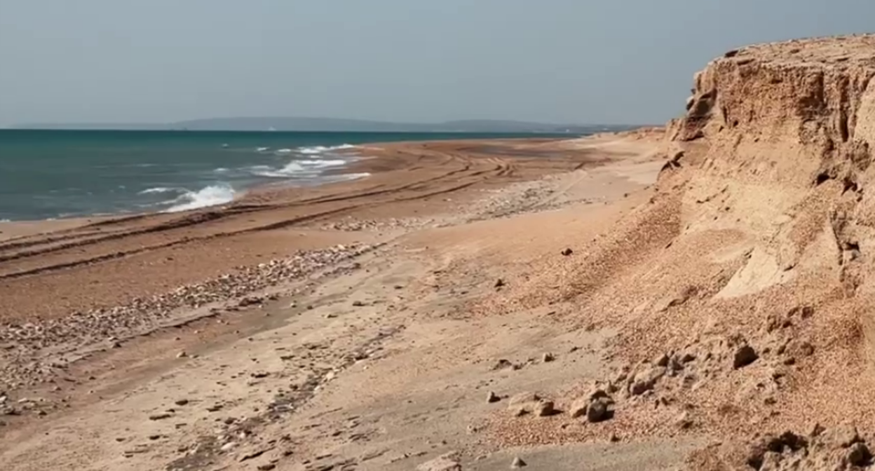 Bugayskaya Spit. Still from a video from the Telegram channel "Volunteers of the SSL" from March 16, 2026, https://t.me/setisitolopata/2714. Bugayskaya Spit. Still from a video from the Telegram channel "Volunteers of the SSL" from March 16, 2026, https://t.me/setisitolopata/2714.