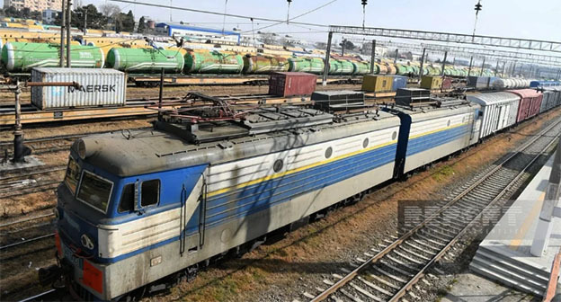 Wagons with agricultural produce. Photo: Report https://report.az/ru/biznes/iz-azerbajdzhana-v-armeniyu-otpravleny-rossijskie-udobreniya-i-grechka