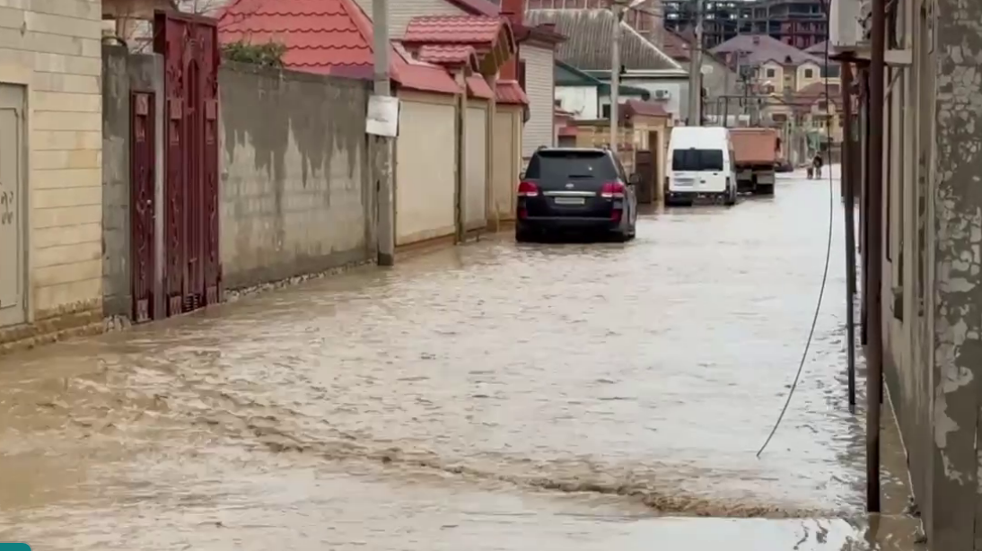 Flooded streets of Makhachkala. Still from a video released by the Makhachkala administration on April 5, 2026, https://t.me/makhachkalaofficial/21649