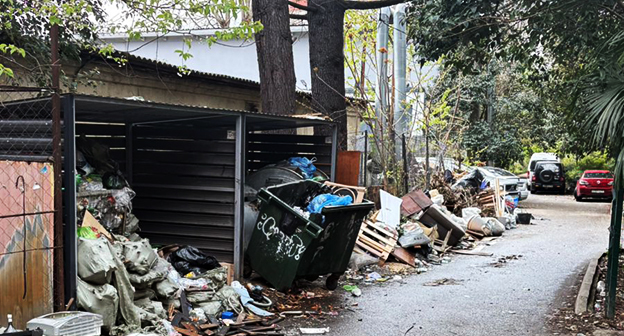 A landfill on Novoselov Street in Sochi. Photo by a "Caucasian Knot" correspondent.