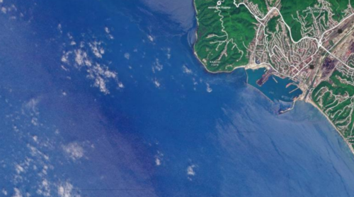 Oil slick near Tuapse. Screenshot of SkyEye photo from 05/15/26, https://t.me/greensatru/208