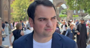 Narek Karapetyan. Photo screenshot from https://alphanews.am/ru/rukovoditelem-nashey-politicheskoy-k/.