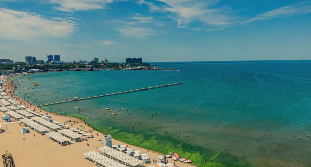 Anapa's central beach. Photo by Anton Bykov, Yuga.ru