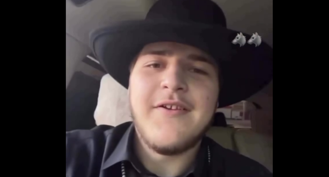 Adam Kadyrov in the video with traffic violations. A still from the video https://www.instagram.com/p/DaFlUuLtrpc/. Adam Kadyrov in the video with traffic violations. A still from the video https://www.instagram.com/p/DaFlUuLtrpc/.