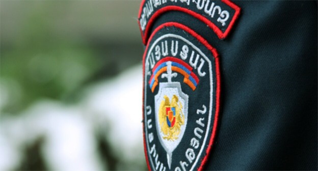 Chevron of a police officer in Armenia. Photo: https://www.police.am/ Chevron of a police officer in Armenia. Photo: https://www.police.am/