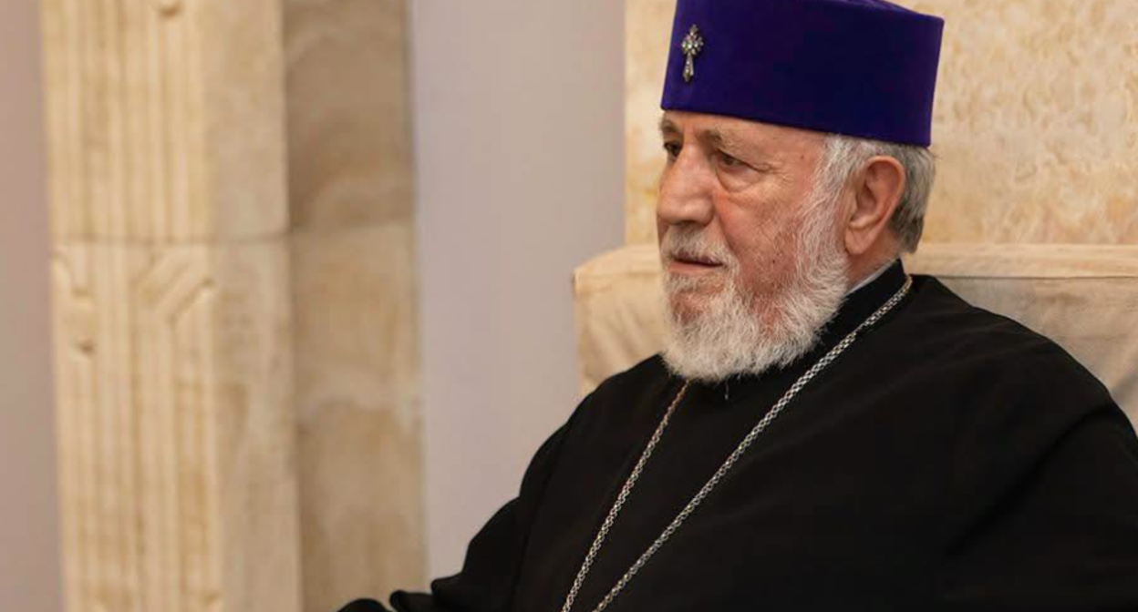 Garegin II at the meeting with the deputies. Screenshot from the photo https://armeniatoday.am/politics-ru/internal-policy/1110250/ dated 02.08.26