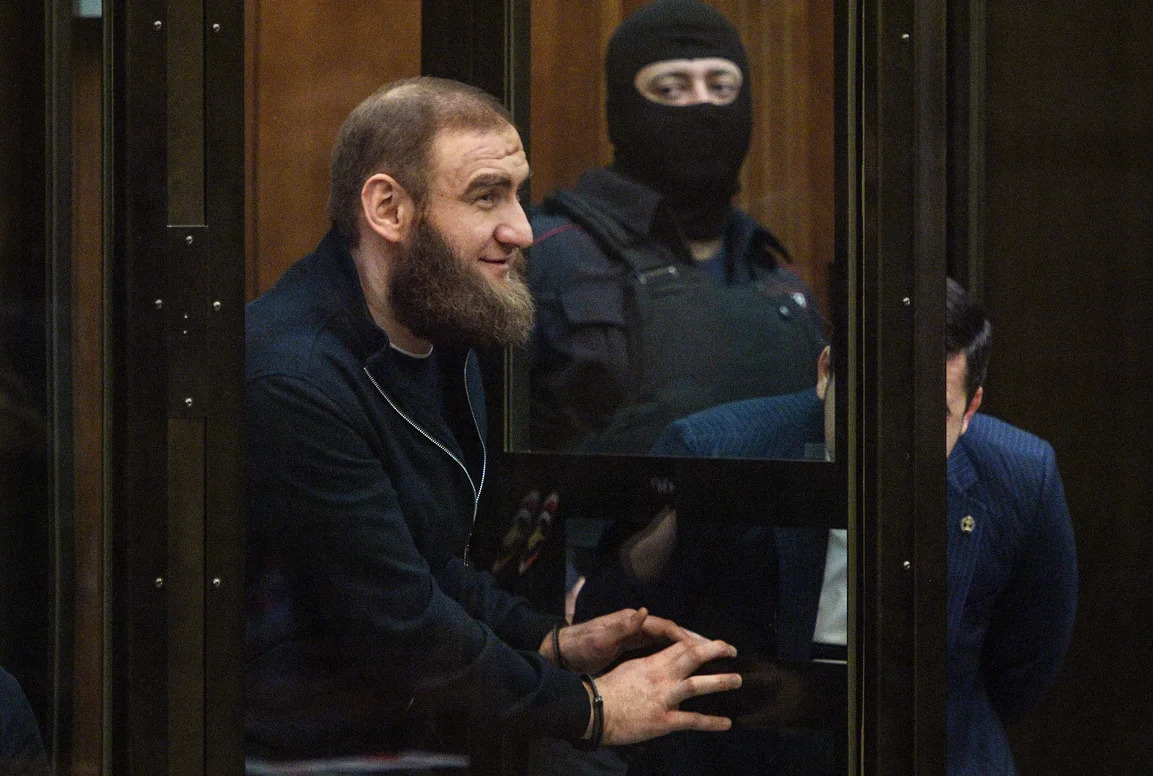 Convicted former senator Rauf Arashukov in court. Photo: Kommersant / https://www.kommersant.ru/doc/8922759 Convicted former senator Rauf Arashukov in court. Photo: Kommersant / https://www.kommersant.ru/doc/8922759