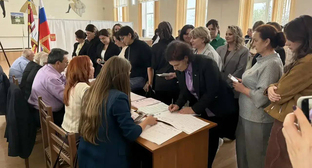 At the polling station in Kabardino-Balkaria. Photo: press service of the republic's election commission - https://t.me/izbirkom_kbr/8108