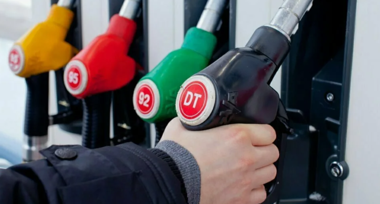 Gas station. Screenshot photo https://yandex.ru/maps/org/ast_grupp/49030055399/panorama/?ll=30.329783%2C59.878798&panorama%5Bdirection%5D=277.000000%2C10.000000&panorama%5Bfull%5D=true&panorama%5Bid%5D=1254669143_627063019_23_1650201011&panorama%5Bpoint%5D=30.330306%2C59.878056&panorama%5Bspan%5D=119.497330%2C60.000000&z=16
