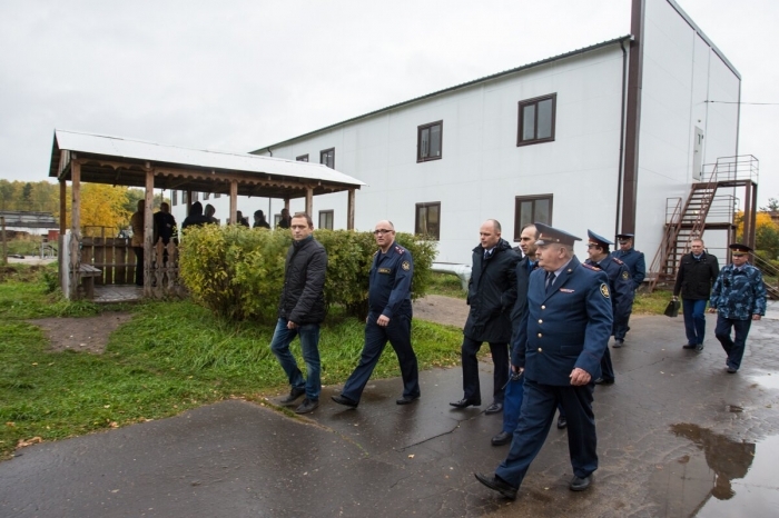 Officials in colony-settlement No. 3, Elektrostal. Photo: press service of the FSIN Officials in colony-settlement No. 3, Elektrostal. Photo: press service of the FSIN